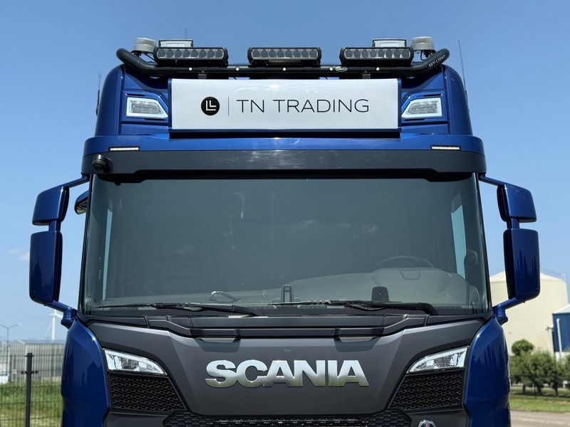 Scania S660 FULL AIR, ALCOA, LEATHER, HYDRAULIC, LIKE NEW. - Tractor head: gambar 5 Scania S660 FULL AIR, ALCOA, LEATHER, HYDRAULIC, LIKE NEW. - Tractor head: gambar 5