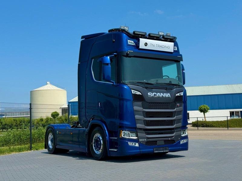 Scania S660 FULL AIR, ALCOA, LEATHER, HYDRAULIC, LIKE NEW. - Tractor head: gambar 1 Scania S660 FULL AIR, ALCOA, LEATHER, HYDRAULIC, LIKE NEW. - Tractor head: gambar 1