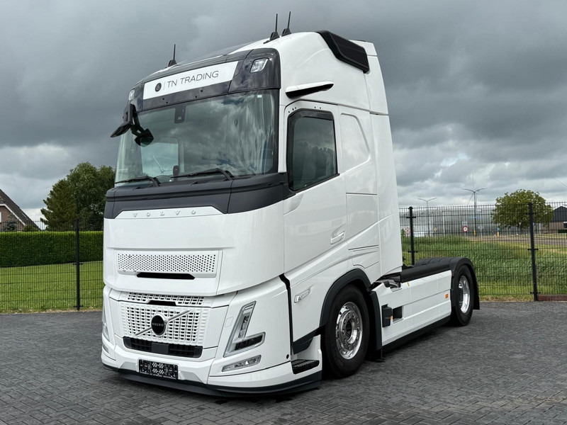 Volvo FH 13.460XL NEW, FULL AIR, ALCOA, HYDRAULIC, XL, FULL. - Tractor head: gambar 1 Volvo FH 13.460XL NEW, FULL AIR, ALCOA, HYDRAULIC, XL, FULL. - Tractor head: gambar 1