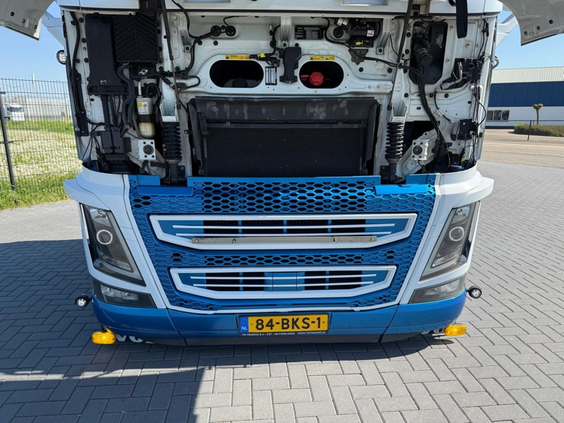 Tractor head Volvo FH 16.750 FULL AIR, LEATHER, SHOW, TOP CONDITION, XL CABINE.: gambar 20
