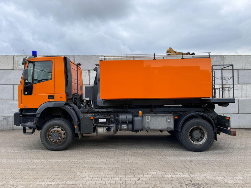 Iveco Eurotrakker 310 4x4 - Truk pemadam kebakaran: gambar 1 Iveco Eurotrakker 310 4x4 - Truk pemadam kebakaran: gambar 1