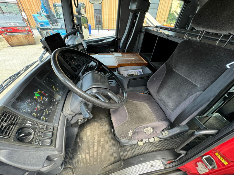 Truk pemadam kebakaran Scania 124G: gambar 17