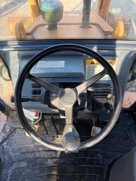 Backhoe loader Case 580 Super LE: gambar 19