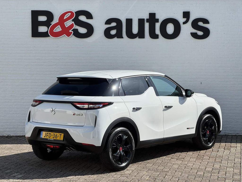 DS DS 3-Crossback 1.2 Performance Line+ Leder alcantara Camera Carplay Cruise Navigatie Clima - Mobil SUV: gambar 2 DS DS 3-Crossback 1.2 Performance Line+ Leder alcantara Camera Carplay Cruise Navigatie Clima - Mobil SUV: gambar 2