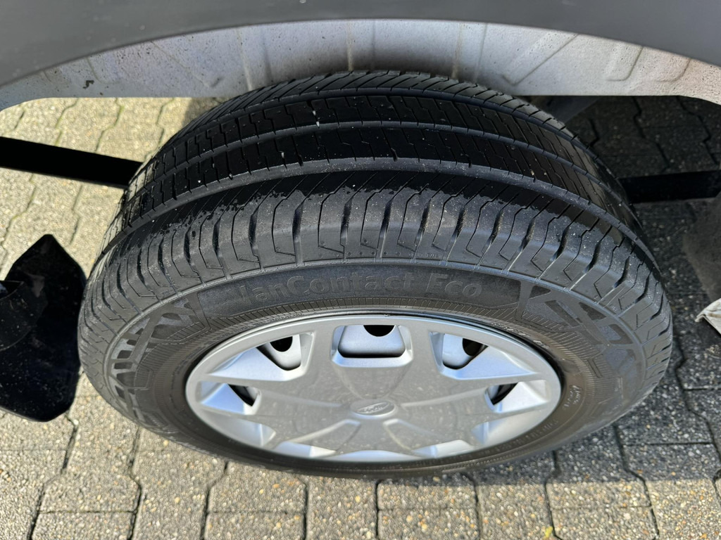 Ford Transit-290 2.0 TDCI L2H2 Trend Airco Cruise Pdc 3 Zitplaatsen Usb Laadruimte beveiliging - Van panel: gambar 5 Ford Transit-290 2.0 TDCI L2H2 Trend Airco Cruise Pdc 3 Zitplaatsen Usb Laadruimte beveiliging - Van panel: gambar 5