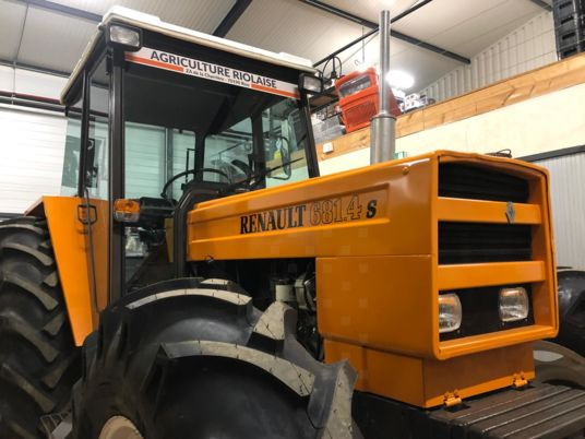 Renault 681-4S Tracteur - Traktor: gambar 5 Renault 681-4S Tracteur - Traktor: gambar 5