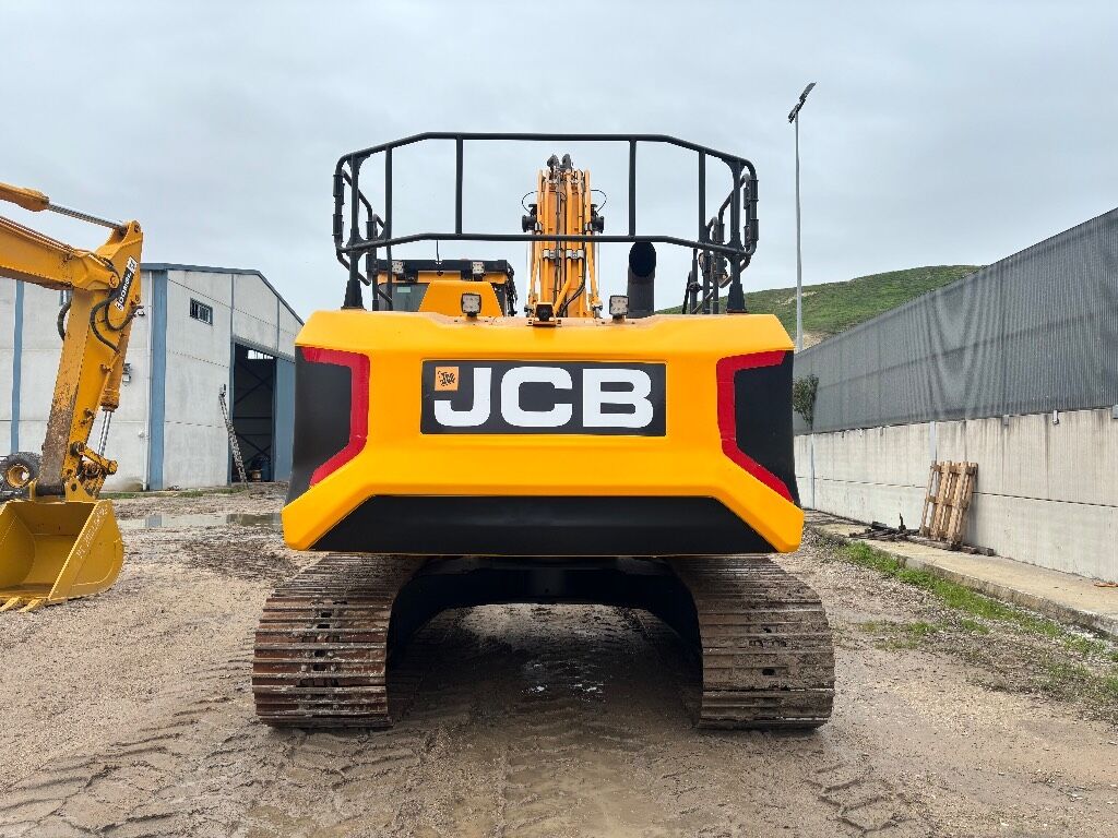 JCB 220 XL 4F - Ekskavator perayap: gambar 4 JCB 220 XL 4F - Ekskavator perayap: gambar 4