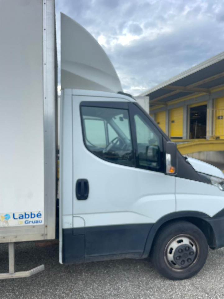 IVECO Dailly 35c16 - Van box: gambar 2 IVECO Dailly 35c16 - Van box: gambar 2