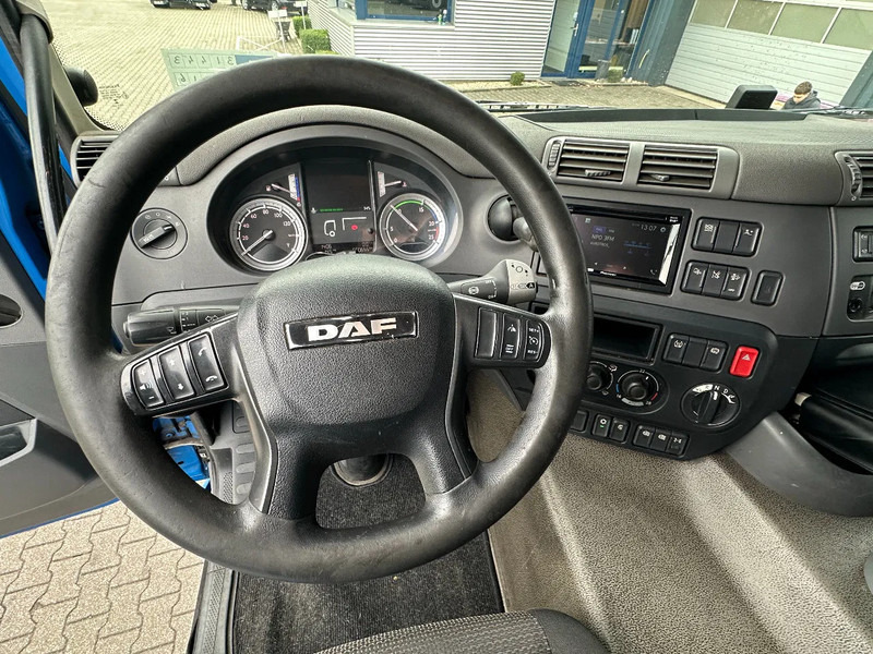 Pengangkut kontainer/ Container truck DAF CF 370 Euro 6 / BDF / Laadklep / New Tacho *New Apk*: gambar 18