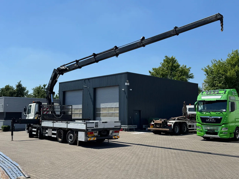 DAF CF 85.360 8x2*6 HIAB 42T/m Crane - Truk derek: gambar 2 DAF CF 85.360 8x2*6 HIAB 42T/m Crane - Truk derek: gambar 2