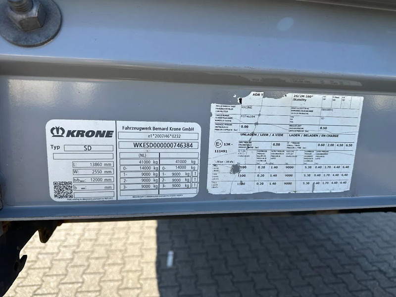Krone SD Schuifzeil -Dak / SAF-Disc / Huckepack - Semi-trailer dengan terpal samping: gambar 5 Krone SD Schuifzeil -Dak / SAF-Disc / Huckepack - Semi-trailer dengan terpal samping: gambar 5