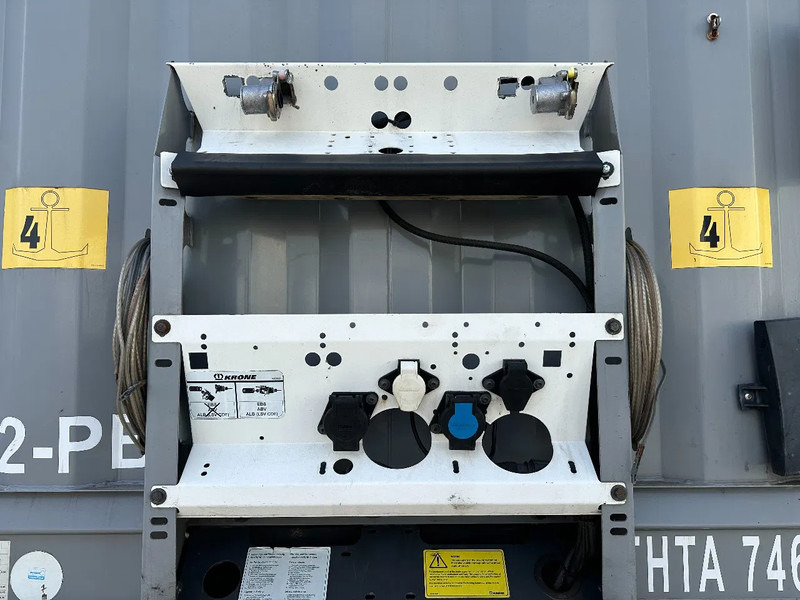 Krone SD Schuifzeil -Dak / SAF-Disc / Huckepack - Semi-trailer dengan terpal samping: gambar 5 Krone SD Schuifzeil -Dak / SAF-Disc / Huckepack - Semi-trailer dengan terpal samping: gambar 5