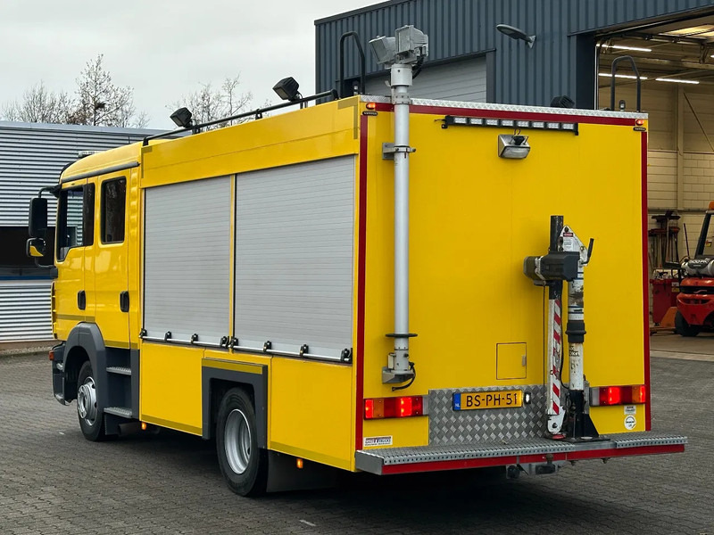 MAN TGL 12.240 Double Cabin *Only 80 Tkm* Ex Fire Truck - Truk box: gambar 4 MAN TGL 12.240 Double Cabin *Only 80 Tkm* Ex Fire Truck - Truk box: gambar 4