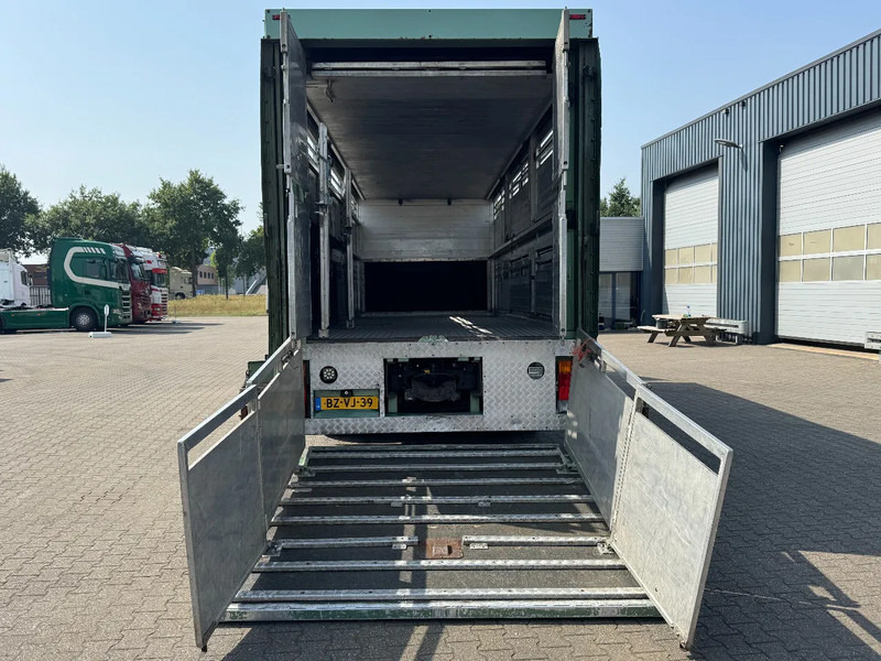 Mercedes-Benz Actros 1832 L 1 - 2 Stock Animal Transport - Truk pengangkut hewan: gambar 5 Mercedes-Benz Actros 1832 L 1 - 2 Stock Animal Transport - Truk pengangkut hewan: gambar 5