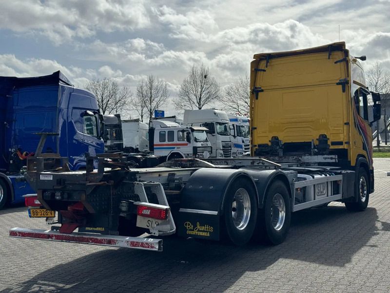 Scania R650 V8 6x2 WB 4.95mtr Retarder Full Air - Truk sasis: gambar 3 Scania R650 V8 6x2 WB 4.95mtr Retarder Full Air - Truk sasis: gambar 3