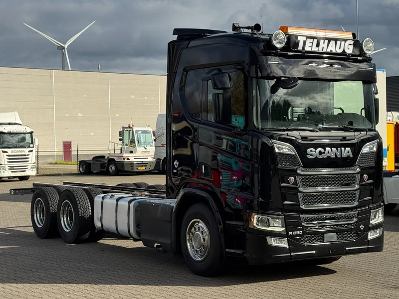 Scania R650 V8 6x4 Chassis Retarder WB 4.50 Only 465tkm! - Truk sasis: gambar 3 Scania R650 V8 6x4 Chassis Retarder WB 4.50 Only 465tkm! - Truk sasis: gambar 3