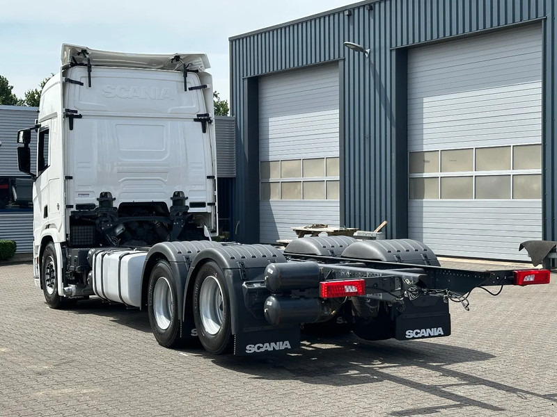 Scania R660 V8 6x4 Chassis with Lift-Axle / Retarder / Wb 4.75 / Full Air / 2 Tank - Truk sasis: gambar 4 Scania R660 V8 6x4 Chassis with Lift-Axle / Retarder / Wb 4.75 / Full Air / 2 Tank - Truk sasis: gambar 4