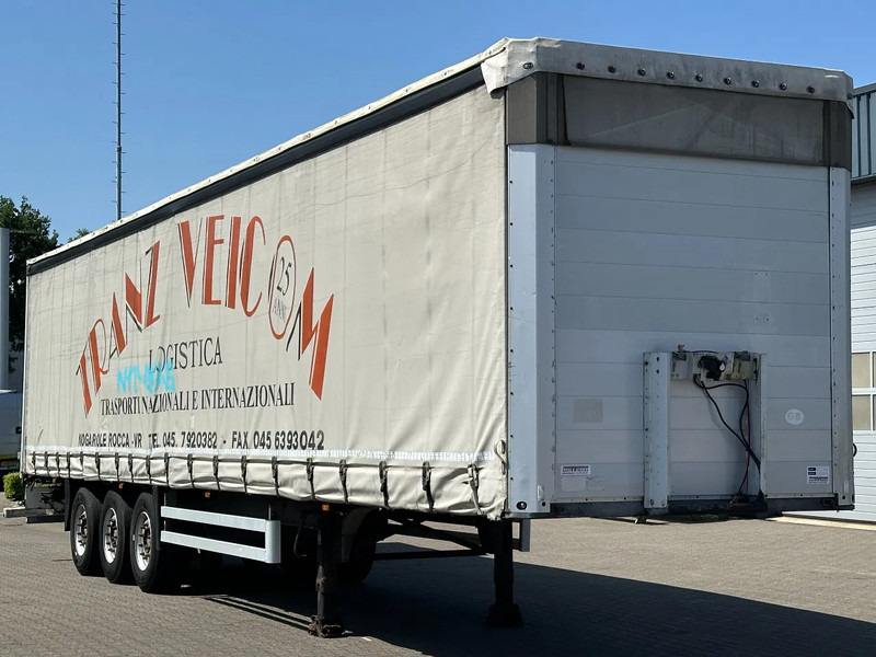 Schmitz Cargobull Schuifzeil -Dak / SAF-Disc - Semi-trailer dengan terpal samping: gambar 4 Schmitz Cargobull Schuifzeil -Dak / SAF-Disc - Semi-trailer dengan terpal samping: gambar 4