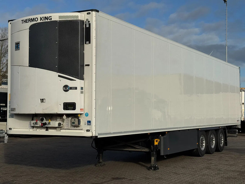 Schmitz Cargobull Thermo King SLXi 300 only 3748 hours / Disc Brakes - Semi-trailer berpendingin: gambar 1 Schmitz Cargobull Thermo King SLXi 300 only 3748 hours / Disc Brakes - Semi-trailer berpendingin: gambar 1