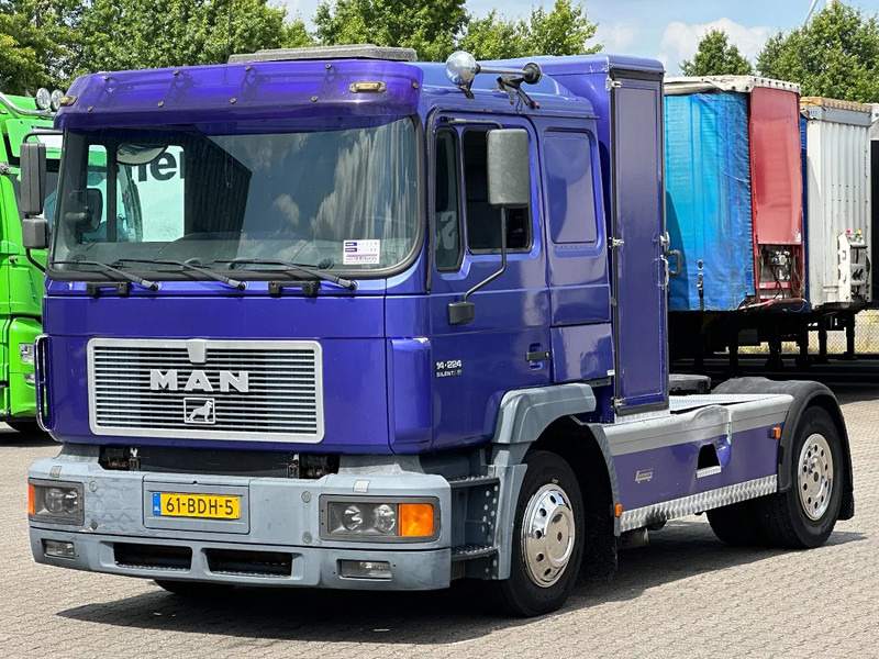 MAN 14.224 4x2 Euro 2 / 6 Cilinder / Manual / 290Tkm! - Tractor head: gambar 1 MAN 14.224 4x2 Euro 2 / 6 Cilinder / Manual / 290Tkm! - Tractor head: gambar 1