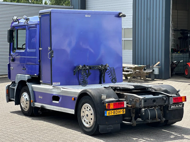 MAN 14.224 4x2 Euro 2 / 6 Cilinder / Manual / 290Tkm! - Tractor head: gambar 4 MAN 14.224 4x2 Euro 2 / 6 Cilinder / Manual / 290Tkm! - Tractor head: gambar 4