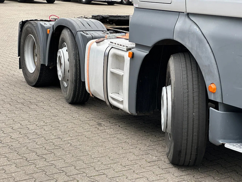 MAN TGA 26.430 XXL 6x2/4 Euro 4 / 762 Tkm *NL-Truck* - Tractor head: gambar 3 MAN TGA 26.430 XXL 6x2/4 Euro 4 / 762 Tkm *NL-Truck* - Tractor head: gambar 3