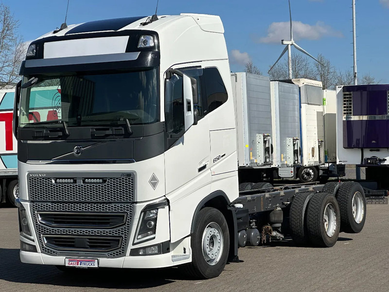Volvo FH 16.650 6x2 Chassis Retarder Euro 6 WB 4.30 Full Air - Truk sasis: gambar 1 Volvo FH 16.650 6x2 Chassis Retarder Euro 6 WB 4.30 Full Air - Truk sasis: gambar 1