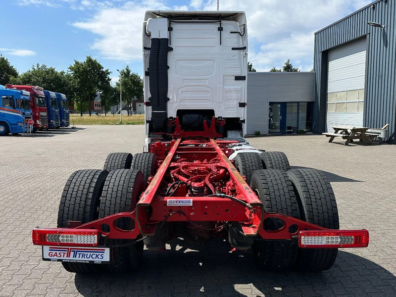 Truk sasis Volvo FH 16.750 6x4 Globe XL Chassis Retarder 4.30 Wb Full Air: gambar 6
