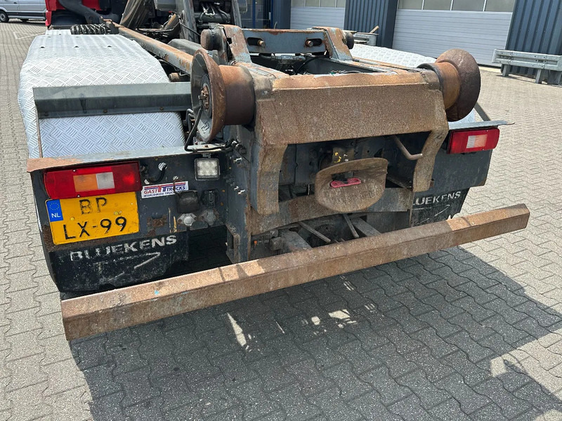 Volvo FM 340 6x2 Full Steel 20T VDL Haakarm Manual Euro 3 *NL-Truck* - Hook lift: gambar 5 Volvo FM 340 6x2 Full Steel 20T VDL Haakarm Manual Euro 3 *NL-Truck* - Hook lift: gambar 5