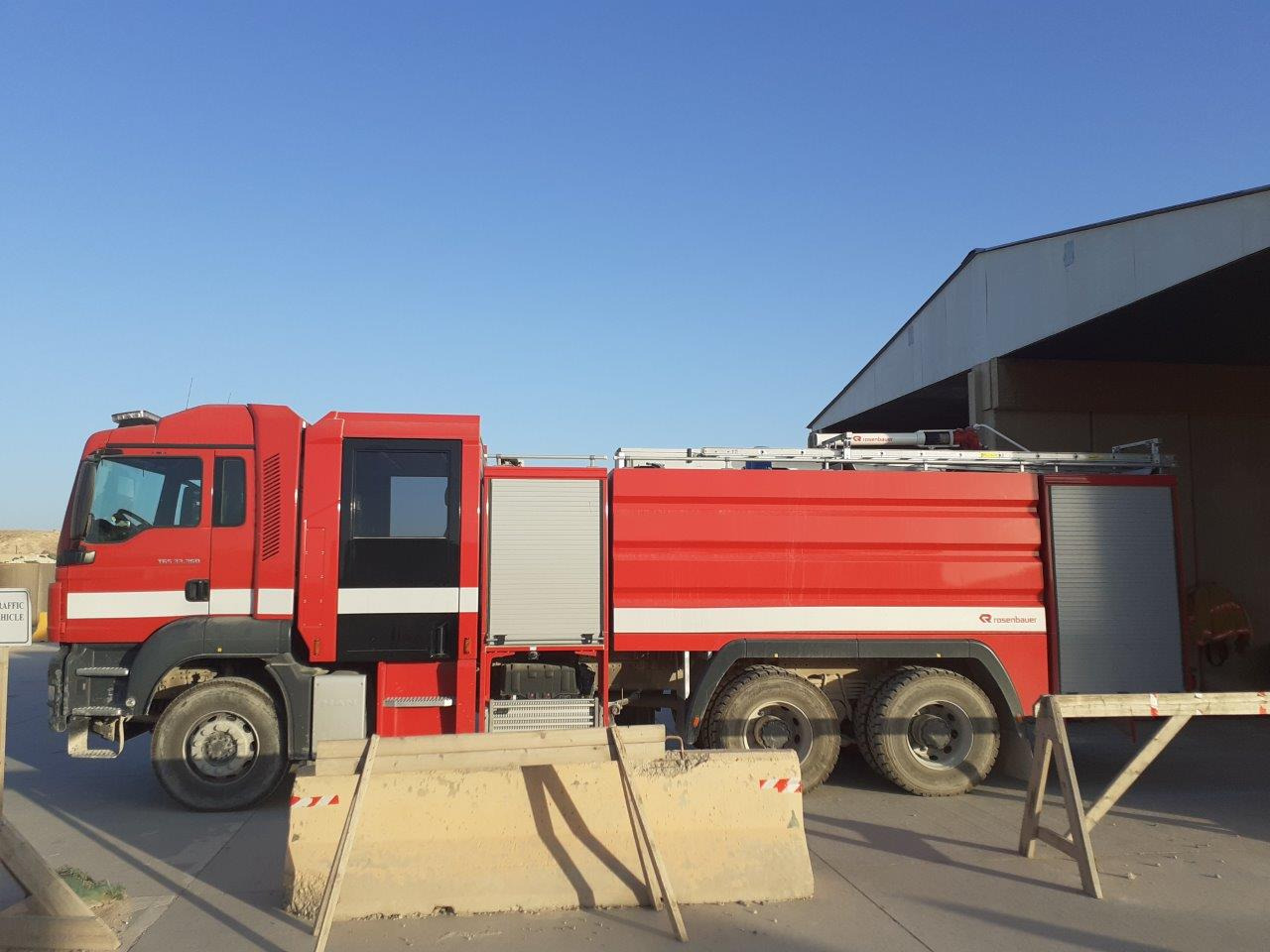 Rosenbauer Man Mustang TLF 11000 6x4 - Truk pemadam kebakaran: gambar 2 Rosenbauer Man Mustang TLF 11000 6x4 - Truk pemadam kebakaran: gambar 2