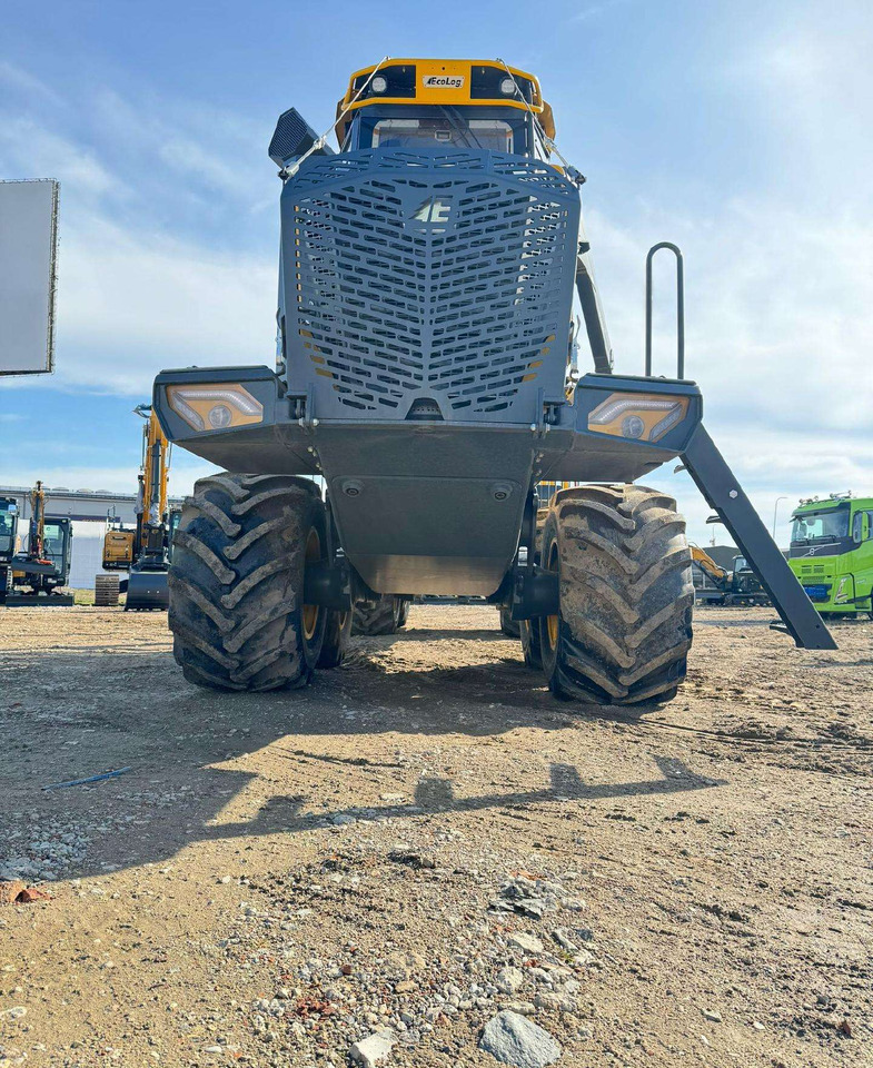 Eco Log 574F - Forwarder: gambar 5 Eco Log 574F - Forwarder: gambar 5