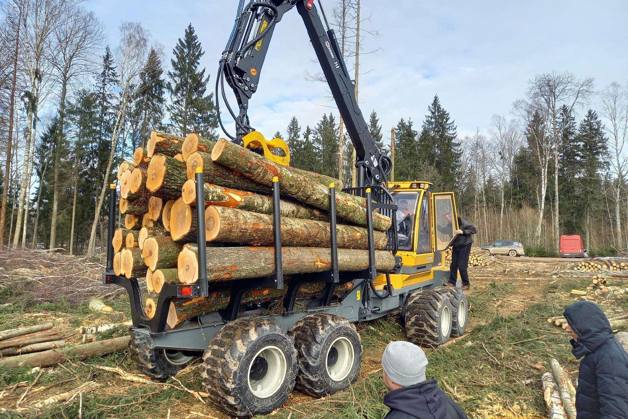 SAMPO ROSENLEW FR28 - Forwarder: gambar 4 SAMPO ROSENLEW FR28 - Forwarder: gambar 4