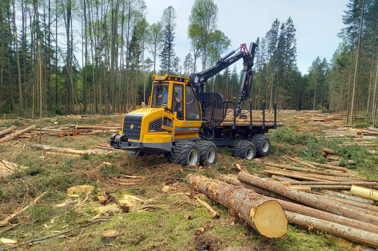 SAMPO ROSENLEW FR28 - Forwarder: gambar 3 SAMPO ROSENLEW FR28 - Forwarder: gambar 3