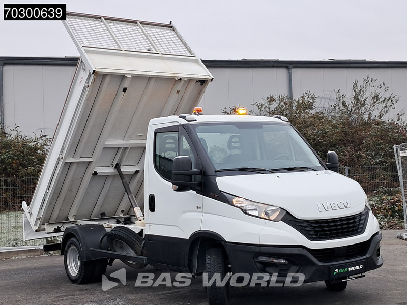 Iveco Daily 35C16 3.0L Kipper Doppelbereifung 3,5t AHK 160PS Klima Tempomat Kamera Euro6 A/C Towbar Cruise control - Van jungkit: gambar 3 Iveco Daily 35C16 3.0L Kipper Doppelbereifung 3,5t AHK 160PS Klima Tempomat Kamera Euro6 A/C Towbar Cruise control - Van jungkit: gambar 3
