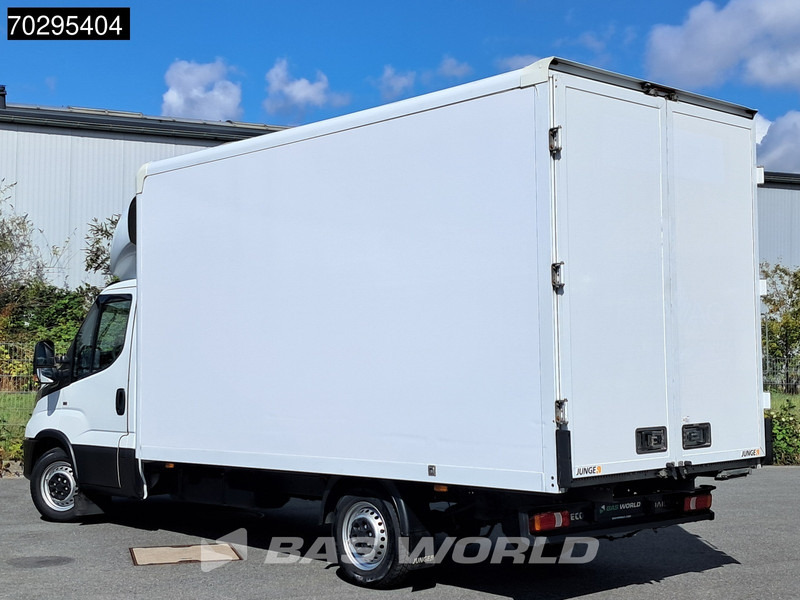 Iveco Daily 35S16 Automatik Kastenwagen Hintertüren 160PS Klimaanlage Kamera Euro6 Möbelkasten 21m3 A/C - Van box: gambar 2 Iveco Daily 35S16 Automatik Kastenwagen Hintertüren 160PS Klimaanlage Kamera Euro6 Möbelkasten 21m3 A/C - Van box: gambar 2