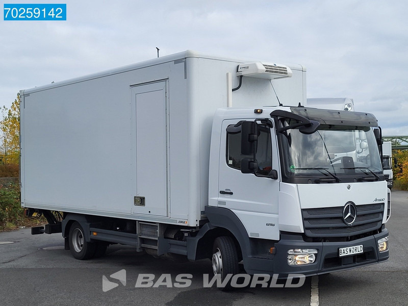 Mercedes-Benz Atego 816 4X2 7.49t Thermoking B-100 Max Ladebordwand Junge - Truk berpendingin: gambar 3 Mercedes-Benz Atego 816 4X2 7.49t Thermoking B-100 Max Ladebordwand Junge - Truk berpendingin: gambar 3