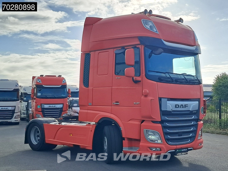DAF XF 530 4X2 SSC Retarder 2x Tanks Standklima Navi ACC LED - Tractor head: gambar 3 DAF XF 530 4X2 SSC Retarder 2x Tanks Standklima Navi ACC LED - Tractor head: gambar 3