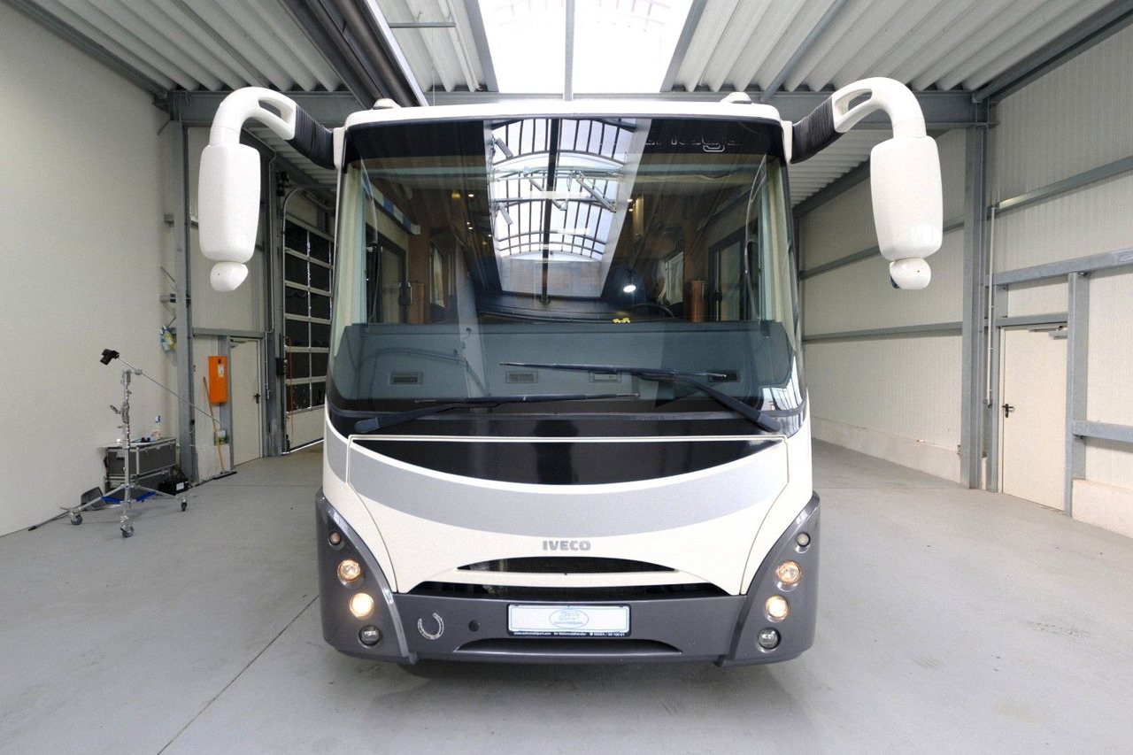 Carthago M Liner 57 BRH/Automatik/Festbett+Hubbett/2xKlim - Mobil rumah terintegrasi: gambar 2 Carthago M Liner 57 BRH/Automatik/Festbett+Hubbett/2xKlim - Mobil rumah terintegrasi: gambar 2