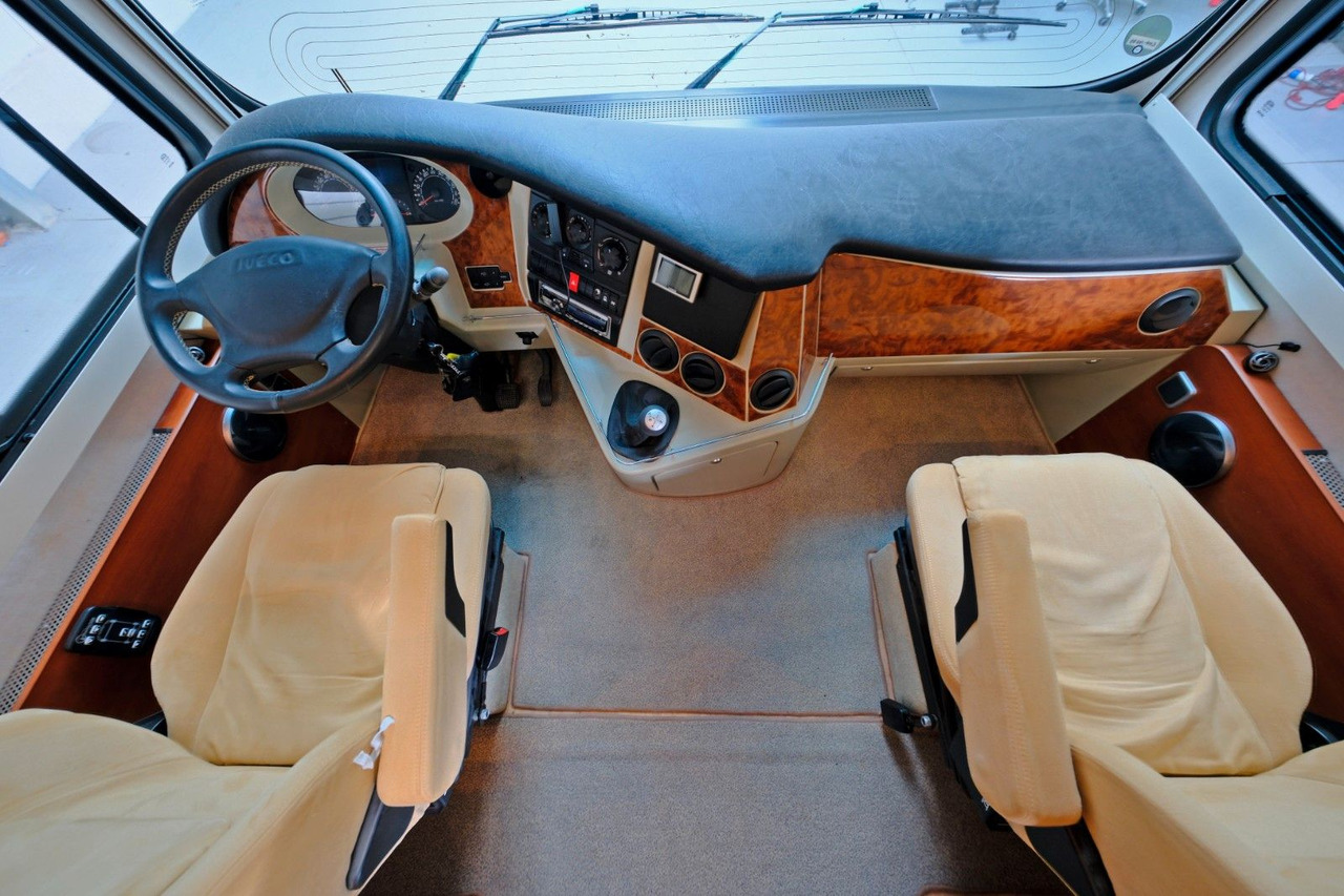 Concorde Carver I 692 H/Automatik/Festbett+Hubbett/Solar - Mobil rumah terintegrasi: gambar 5 Concorde Carver I 692 H/Automatik/Festbett+Hubbett/Solar - Mobil rumah terintegrasi: gambar 5