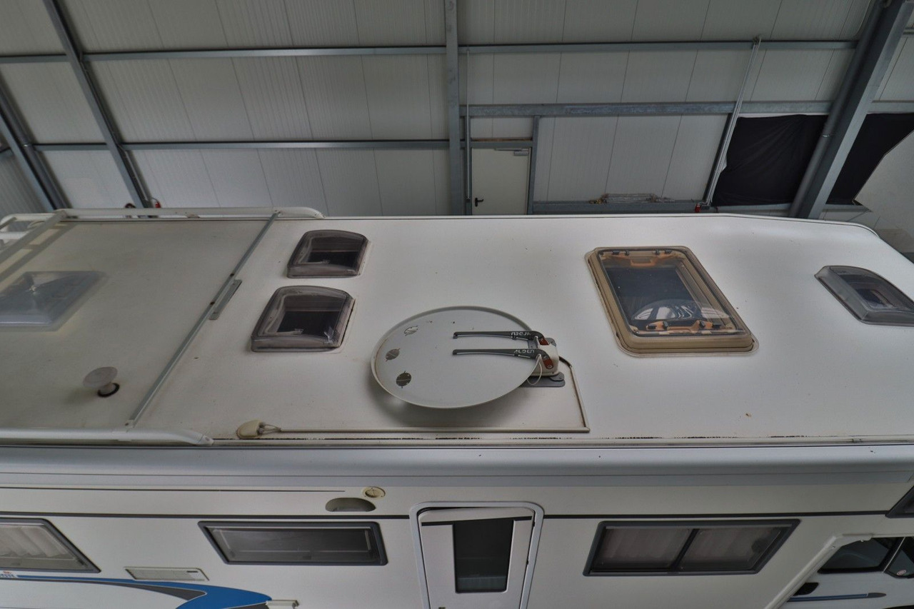 Eura Mobil A 770 HS/Rundsitzgruppe/Klima/DPF/Markise/1.Hand - Alkoven: gambar 4 Eura Mobil A 770 HS/Rundsitzgruppe/Klima/DPF/Markise/1.Hand - Alkoven: gambar 4