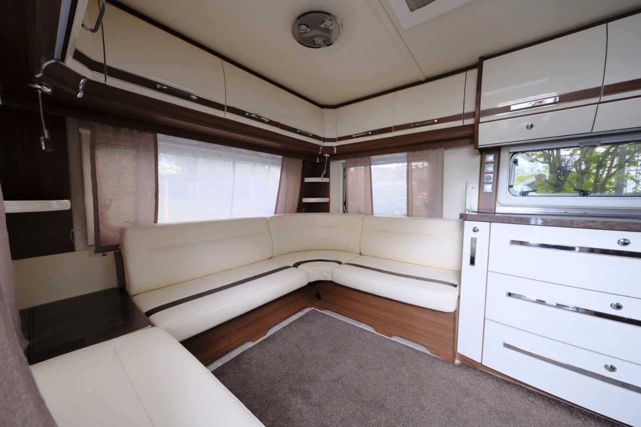 Fendt Saphir 700/Festbett+Rundsitzgruppe/Klimaanlage - Karavan: gambar 5 Fendt Saphir 700/Festbett+Rundsitzgruppe/Klimaanlage - Karavan: gambar 5