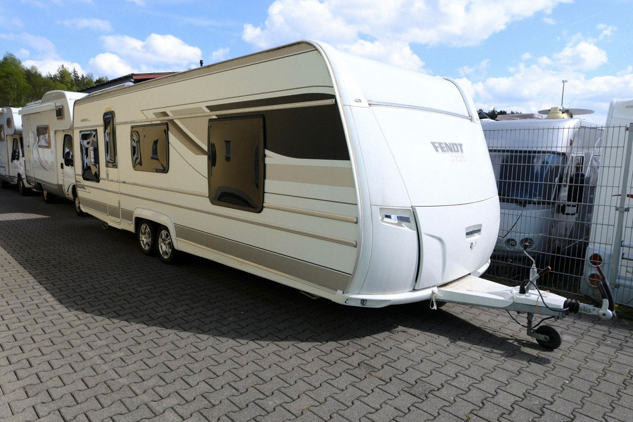 Fendt Saphir 700/Festbett+Rundsitzgruppe/Klimaanlage - Karavan: gambar 2 Fendt Saphir 700/Festbett+Rundsitzgruppe/Klimaanlage - Karavan: gambar 2