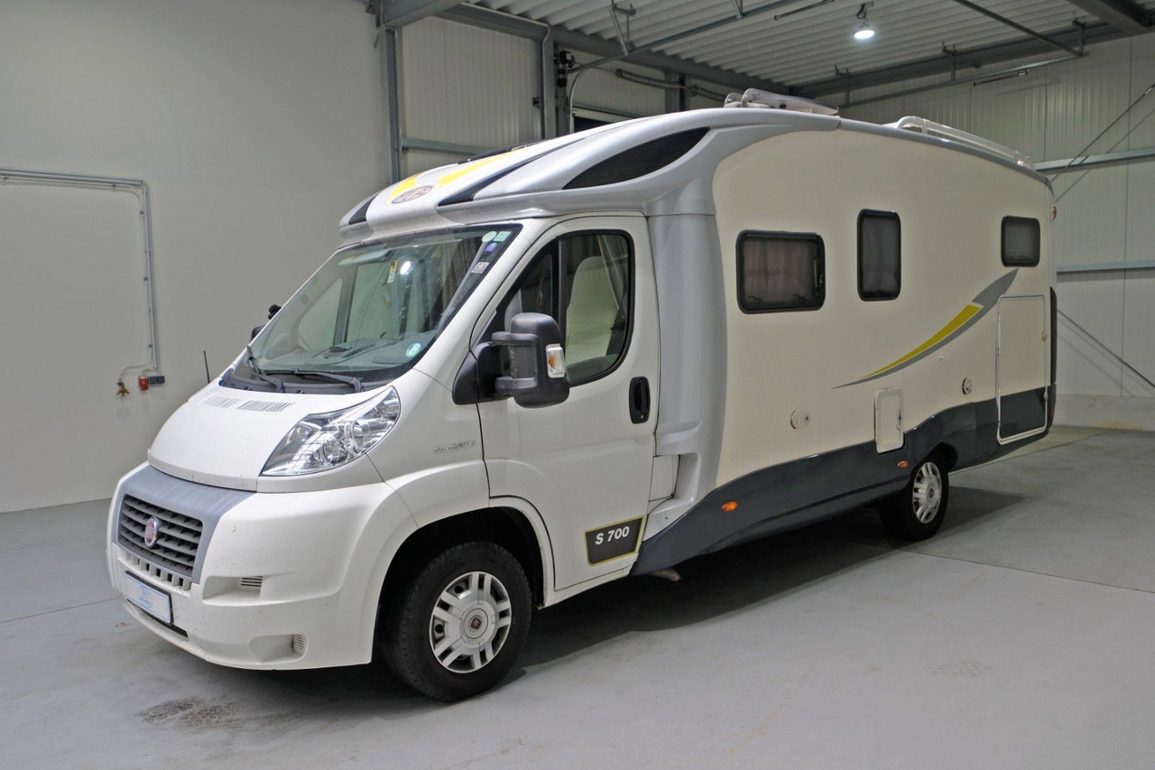 P.L.A. S 700/Festbett/Garage/Klima/Solar/Markise - Alkoven: gambar 2 P.L.A. S 700/Festbett/Garage/Klima/Solar/Markise - Alkoven: gambar 2