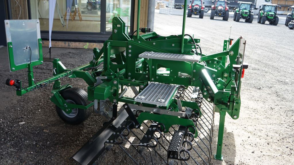 Düvelsdorf GREEN.RAKE expert 3 m (20608) - Garu gerigi pegas: gambar 5 Düvelsdorf GREEN.RAKE expert 3 m (20608) - Garu gerigi pegas: gambar 5