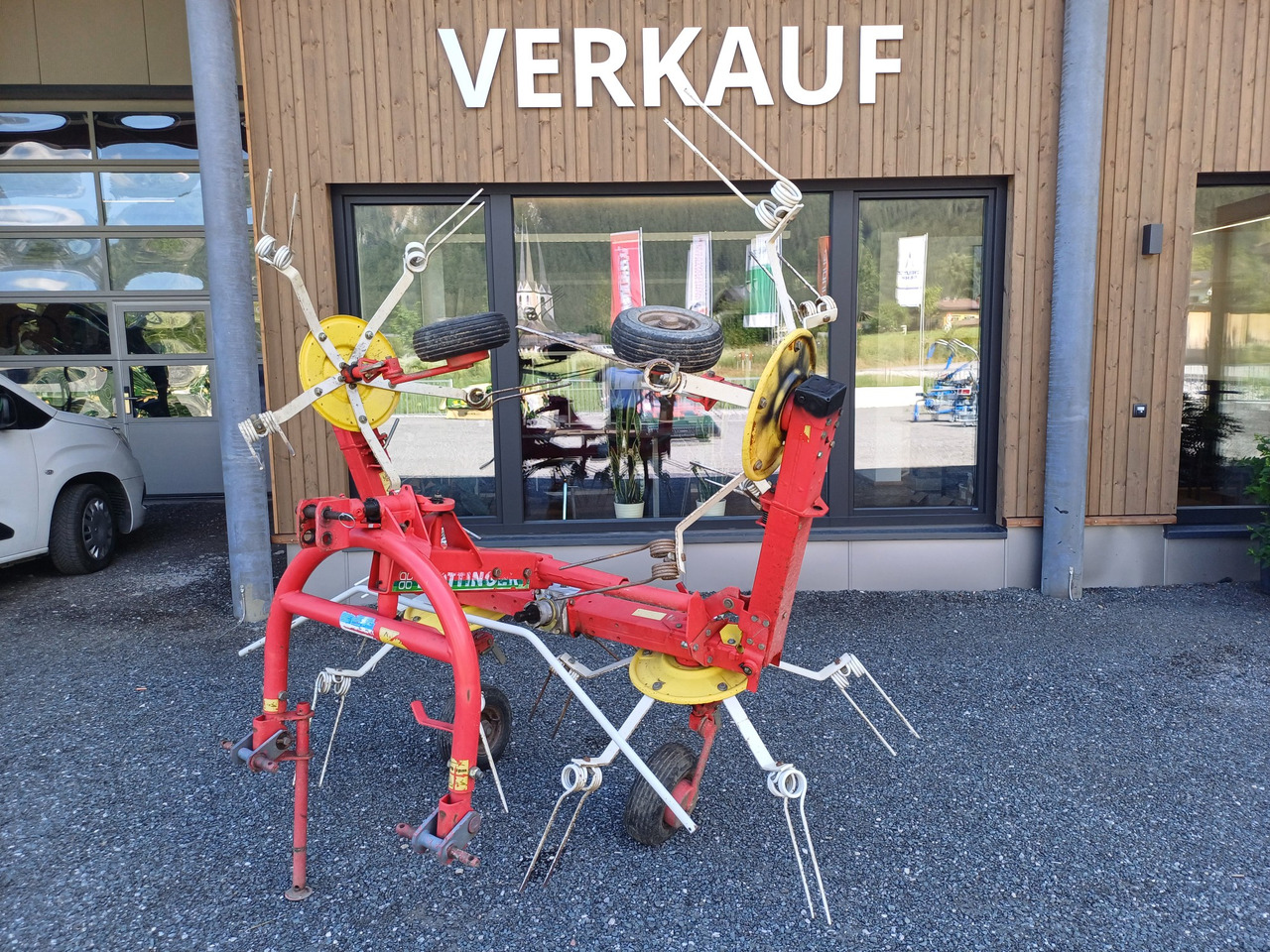 Pöttinger Hit 44 N (23952) - Tedder/ Menyapu: gambar 2 Pöttinger Hit 44 N (23952) - Tedder/ Menyapu: gambar 2