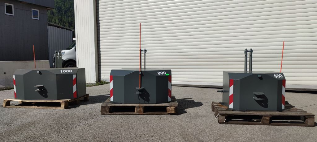 Stekro Frontgewicht 600/800/1000kg (16003) - Counterweight untuk Traktor: gambar 1 Stekro Frontgewicht 600/800/1000kg (16003) - Counterweight untuk Traktor: gambar 1
