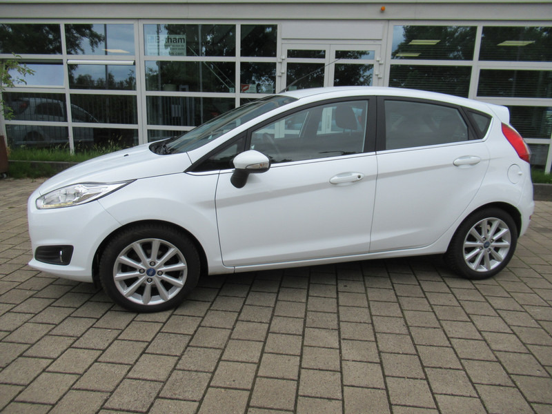 Ford Fiesta 1.0 EcoBoost 74KW Titanium 5-deurs - Hatchback: gambar 3 Ford Fiesta 1.0 EcoBoost 74KW Titanium 5-deurs - Hatchback: gambar 3