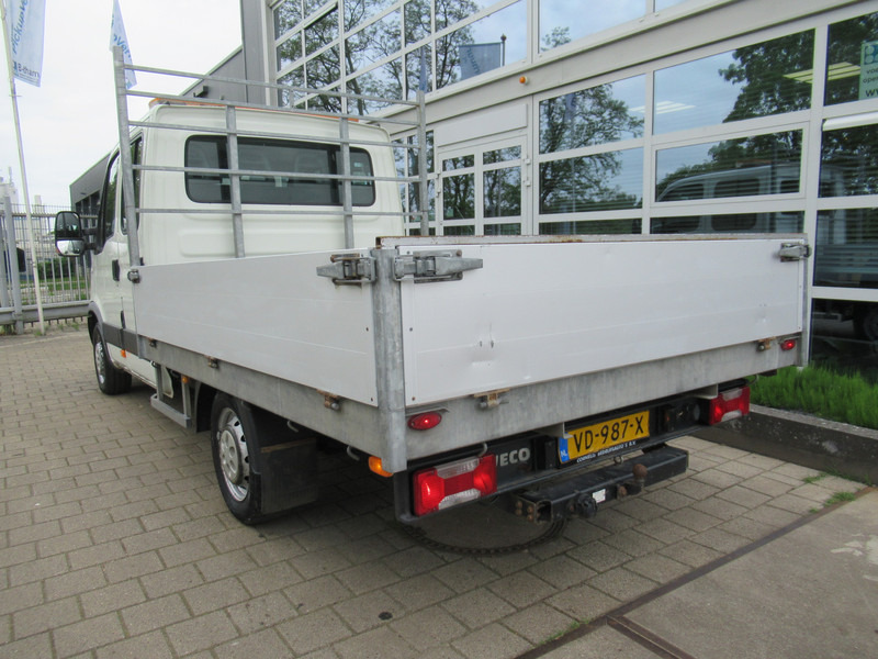 Iveco Daily 29L13 2.3HPi 93KW 345 DOKA Dubbelcabine - Van flatbed, Van kombi: gambar 4 Iveco Daily 29L13 2.3HPi 93KW 345 DOKA Dubbelcabine - Van flatbed, Van kombi: gambar 4