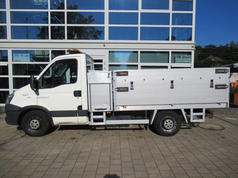 Iveco Daily 35S17 3.0 HPI Diesel EEV Kipper - Van jungkit: gambar 3 Iveco Daily 35S17 3.0 HPI Diesel EEV Kipper - Van jungkit: gambar 3