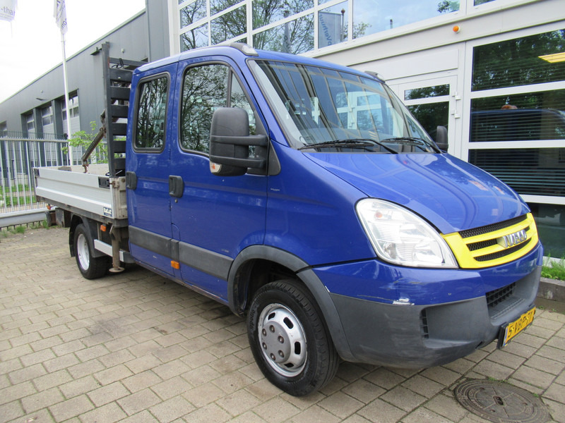 Iveco Daily 50C14G 345 CNG Aardgas AIRCO + HIAB Kraan Kran Crane - Van flatbed, Van kombi: gambar 5 Iveco Daily 50C14G 345 CNG Aardgas AIRCO + HIAB Kraan Kran Crane - Van flatbed, Van kombi: gambar 5